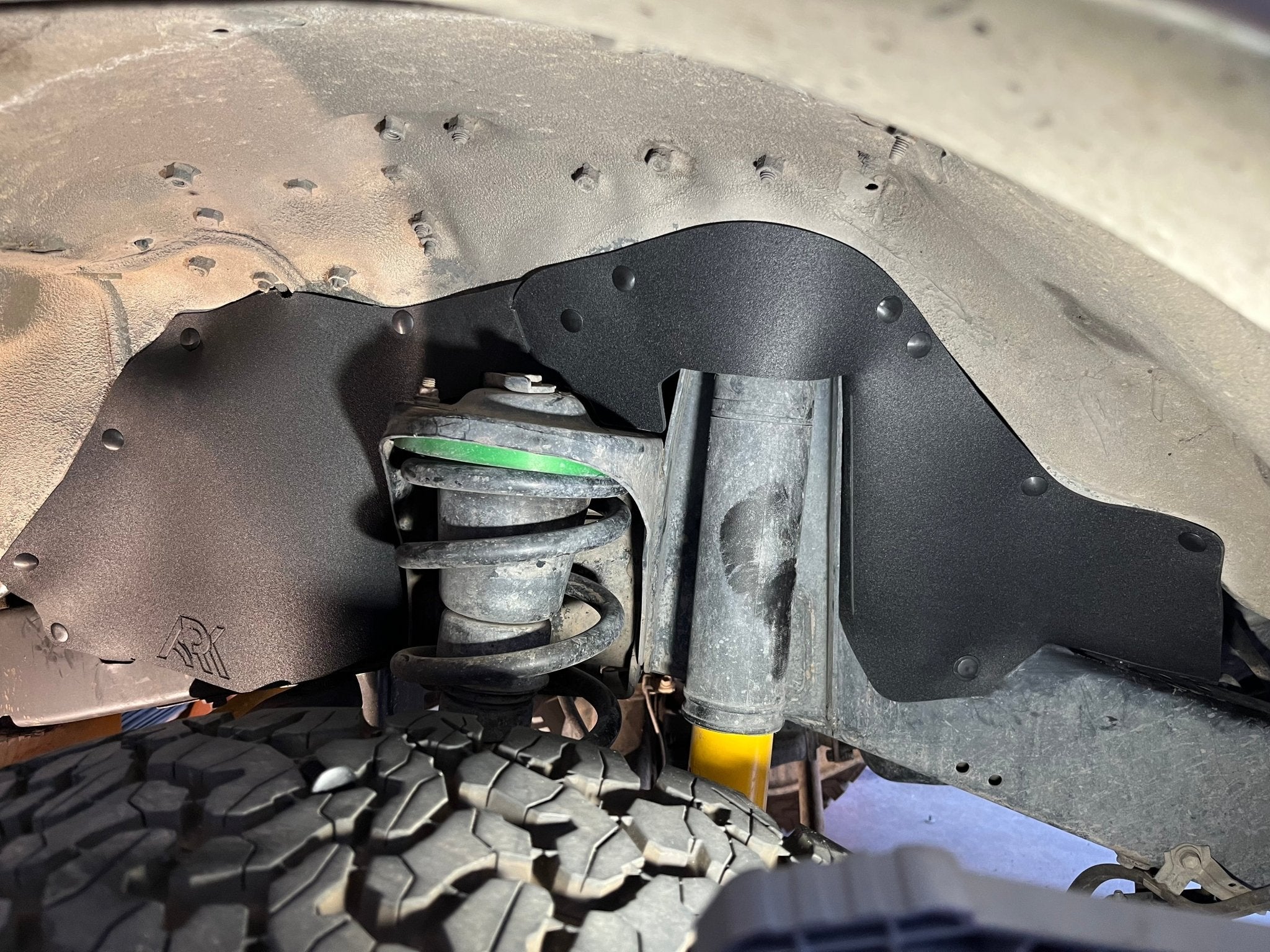 1993 - 1997 Toyota Land Cruiser FZJ80 Splash Guards - TEQ Offroad