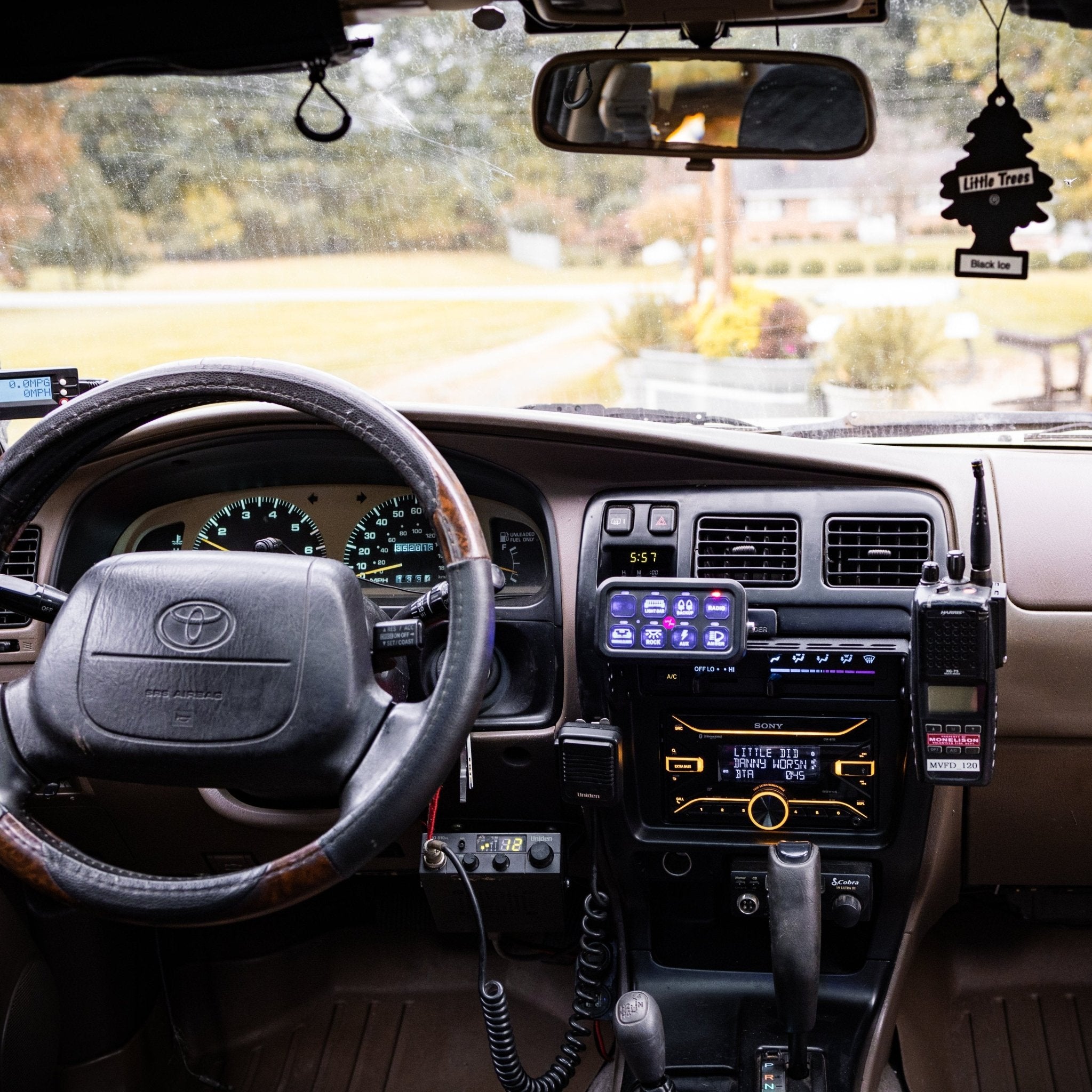 3rd Gen (96 - 02) 4Runner Center Console Dash Modular Accessory Mount (MAM) - TEQ Offroad