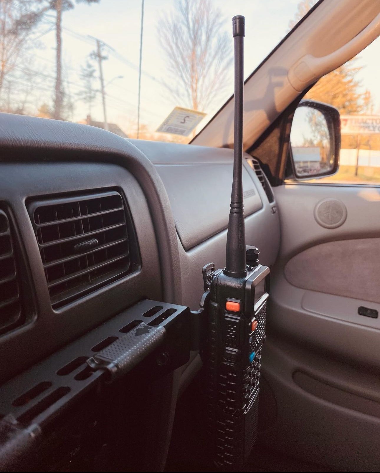 3rd Gen (96 - 02) 4Runner Center Console Dash Modular Accessory Mount (MAM) - TEQ Offroad