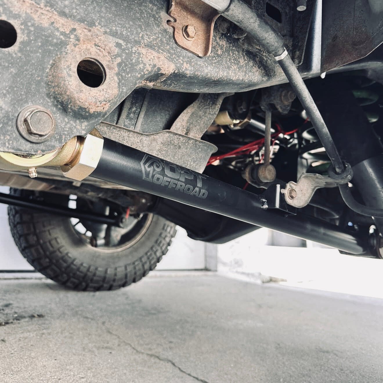 Rear Adjustable Control Arms (01 - 07 Sequoia) - TEQ Offroad