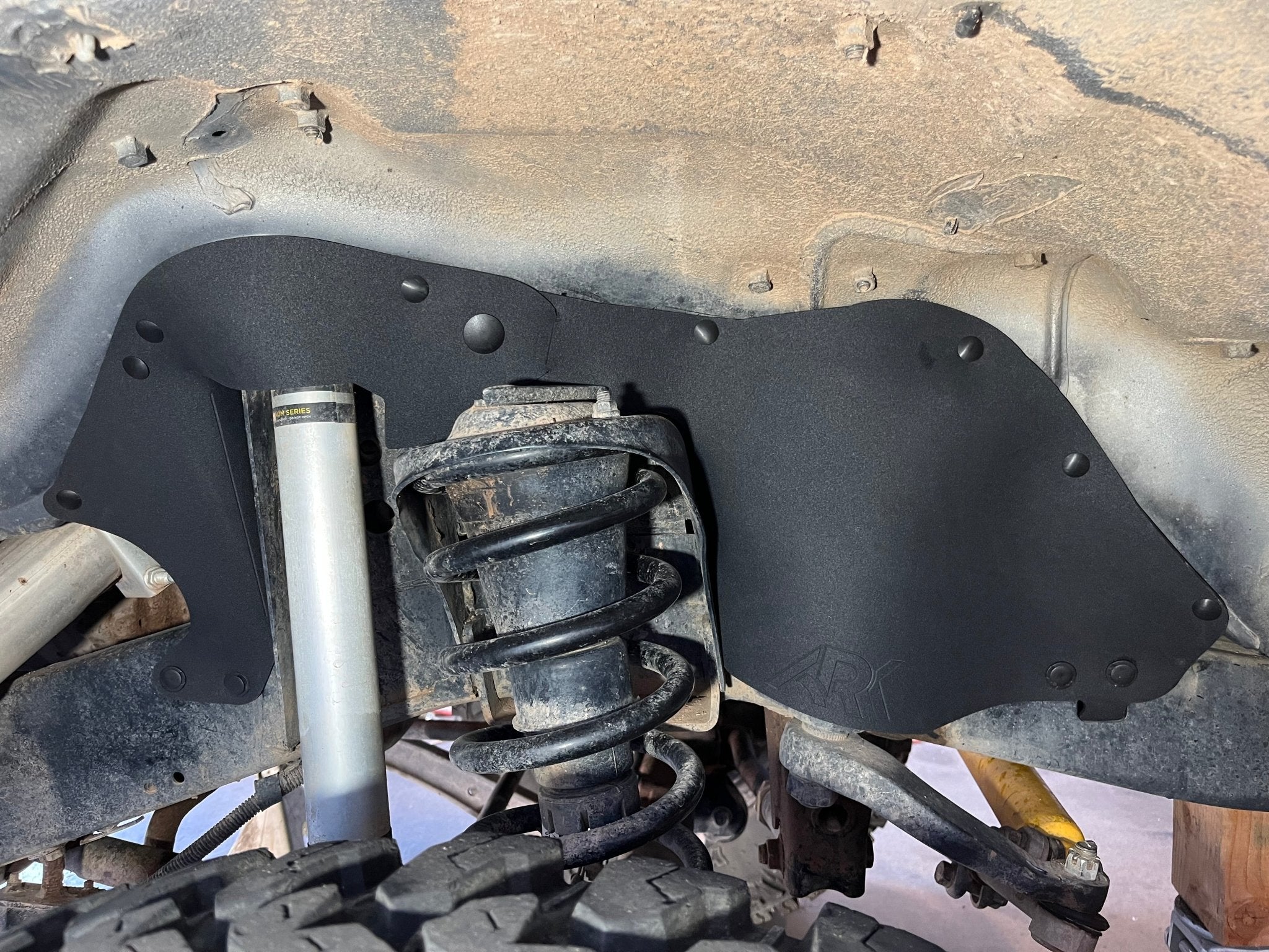 1990 - 1998 Toyota Land Cruiser HDJ80 Splash Guards - TEQ Offroad