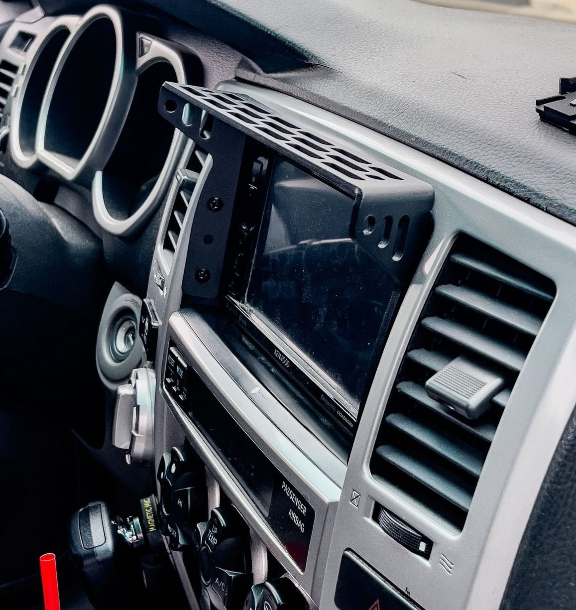 4th Gen 4Runner (03 - 09) Center Console Dash Modular Accessory Mount (MAM) - TEQ Offroad