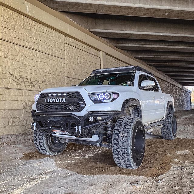 2016-2023 / 3rd Gen / Tacoma Hybrid Bumper
