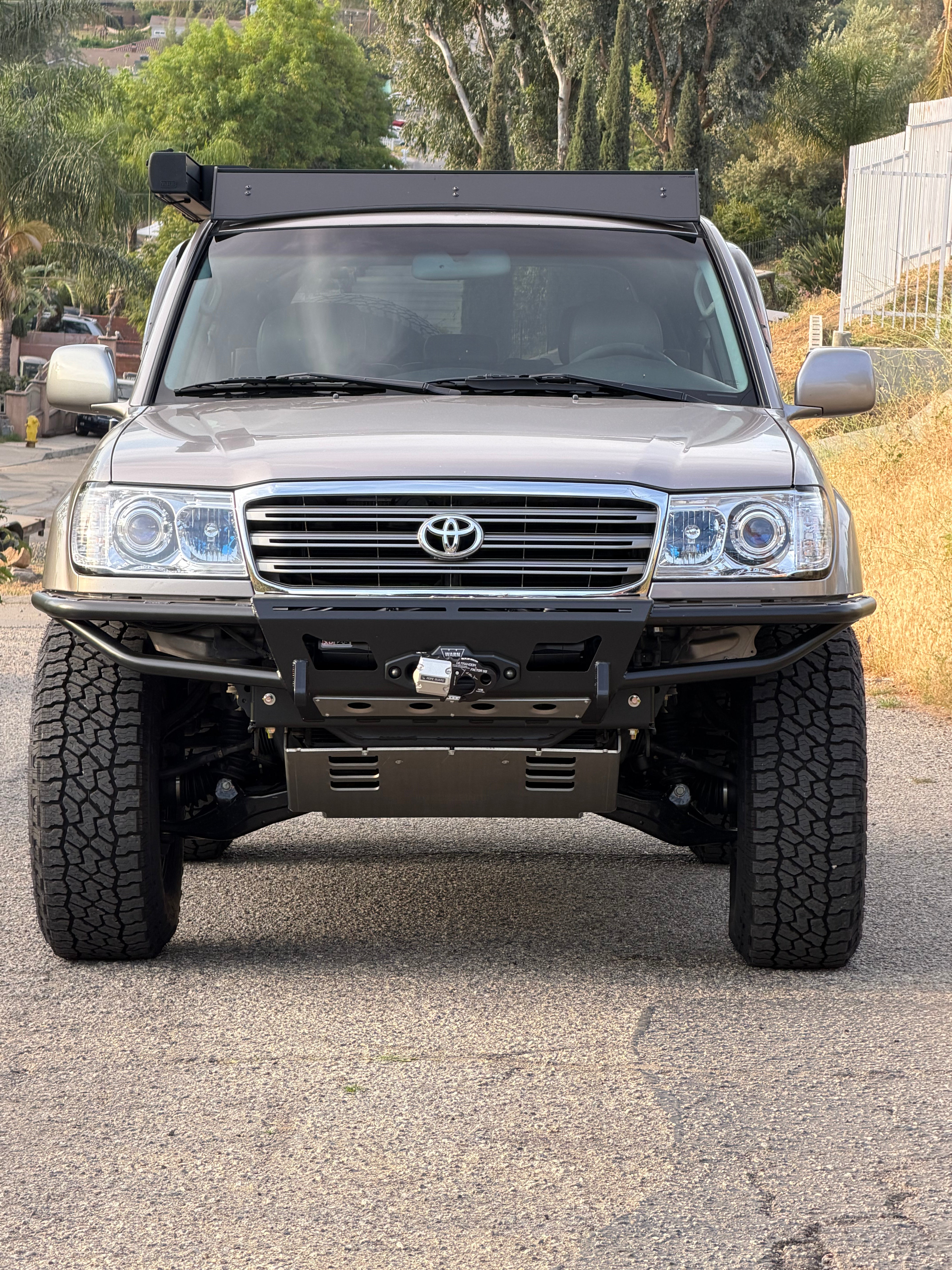 STRYKER 100 Front Bumper - Welded - LX470